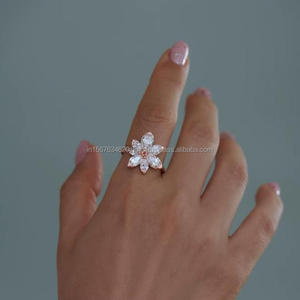 Anillo de Diamante Cultivado en Laboratorio Arin CVD con Certificado IGI, 2.52ct, F VVS-VS, Corte Brillante, Oro Amarillo de 14k, Joyería de Moda y Anillos de Boda para Mujer - Product Image 3