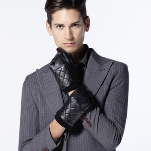 Gants de conduite en cuir de vachette premium pour homme et femme, antidérapants, perforés, doux, faits à la main, au prix d'usine - Product Image 2