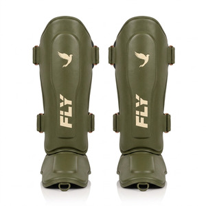 Espinilleras de Piel Sintética Fly para Adultos, Ligeras y Protectoras, con Cierre de Hebilla, para Uso Deportivo en Todas las Estaciones - Product Image 1