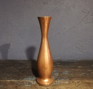 Vase de table en laiton fait main, design minimaliste, forme ronde, pour présentation florale, vase décoratif doré, vase de sol moderne - Product Image 6