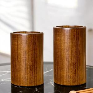 Porte-couverts rond en bois simple pour table à manger, rangement pour cuillères et fourchettes, comptoir de cuisine et service des invités, fabriqué à la main en Inde - Product Image 3