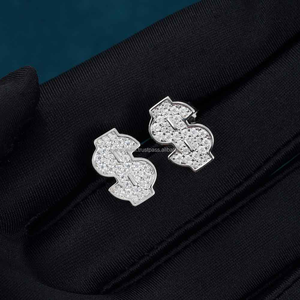 ต่างหูเด็กทรงหยดน้ำดีไซน์รูปดอลลาร์ ประดับเพชรโมอิสซาไนต์ เงินแท้ 925 ชุบทองคำขาว - Product Image 2