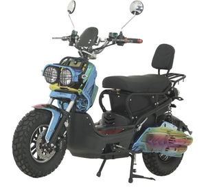 มอเตอร์ไซค์ไฟฟ้าความเร็วสูง 1500 วัตต์ สำหรับผู้ใหญ่ สกู๊ตเตอร์สองล้อพร้อมแป้นเหยียบและแบตเตอรี่ลิเธียมแบบถอดได้ - Product Image 6