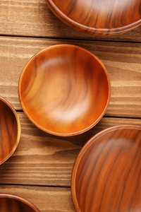 Ensaladera Rústica de Madera: Tazón para Servir Hecho a Mano, Decoración de Cocina - Product Image 2