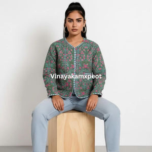 Chaqueta de Algodón Acolchada Reversible Kantha Verde Floral, Bordado Hecho a Mano, Transpirable, Corte Moderno - Product Image 5