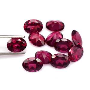 Lot en gros de pierres précieuses naturelles de grenat rhodolite ovales facettées calibrées 5x7 mm pour la fabrication de bijoux - Product Image 1