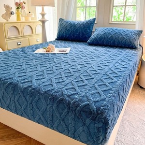 Manufacturer Direct Supply Luxury <b>Waterproof</b> Eco-Friendly Customizable Quilted Soft Anti-Slip Mattress Protector Protector - Product Image 2