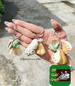 Porte-clés artisanal en coquillages, style côtier, breloque, accessoire de mode inspiré de l'océan - Product Image 1