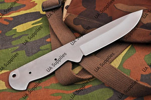 Cuchillo de Caza y Camping Multifuncional de Grado Industrial con Hoja Fija de Acero al Carbono Forjado a Mano OEM de UA Supplies - Product Image 2