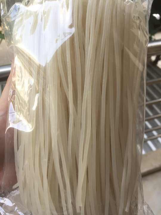 Dried Rice Noodles for Pho Vietnam / Rice Stick Noodles for Pad Thai Cuisines