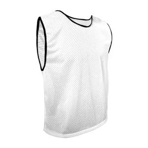 Pantalones cortos deportivos reversibles de malla para jóvenes con logo personalizado para baloncesto y fútbol, chalecos deportivos con nombre personalizado para entrenamiento de fútbol en venta - Product Image 2