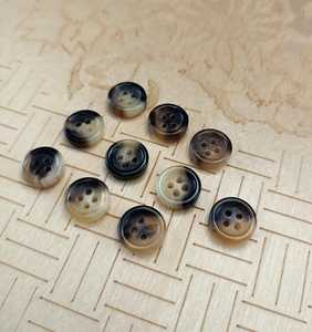 Luxury Real Ox Horn Eco-Friendly Round Polished Coat Buttons Natural Brown <b>Handmade</b> Bulk Supply Cheap Price - Product Image 3