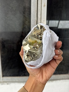 Pirita en Bruto en Clúster, Piedra de Cristal de Forma Irregular, Energía Curativa, Grado Coleccionable de Arte, Espécimen Mineral Natural de Gujarat, India - Product Image 5