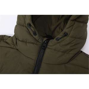 Veste matelassée de qualité supérieure, dernier design, veste matelassée pour homme, nouvelle conception, veste d'hiver chaude, fermeture éclair OEM, couleur unie - Product Image 4
