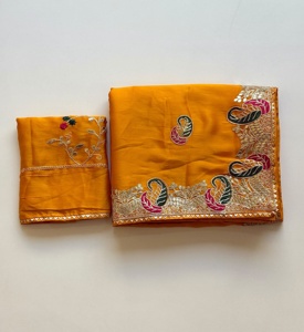 Sari en satin et mousseline avec broderie Gota Patti et passepoilage, accompagné d'un chemisier non cousu avec broderie intégrée. - Product Image 1