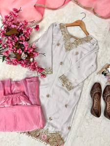 ชุดส่าหร่าผ้าไหมปักลายสีชมพู ชุดสูทแบบดั้งเดิมของอินเดียและปากีสถานสำหรับงานแต่งงาน ชุดยาวคลุมเท้าสำหรับผู้หญิงสไตล์ชาติพันธุ์ - Product Image 3
