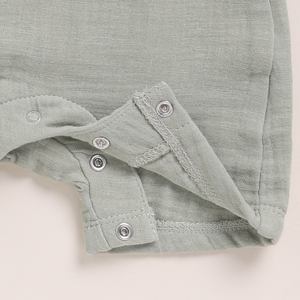 Paquete de medio mameluco de muselina orgánica de calidad superior de 2 pistachos para mamelucos de bebé de crema y salvia - Product Image 5