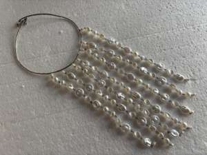 Boucles d'oreilles classiques en fausses perles blanches plaquées, clous d'oreilles en perles de coquillage à haute brillance, bijoux hypoallergéniques en gros, cadeau - Product Image 5