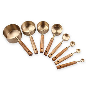 Cuillères doseuses en métal avec finition plaquée or et design gravé, parfaites pour la mesure et une cuisine élégante - Product Image 2