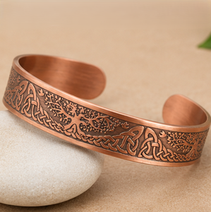 Bracelet magnétique ouvert en cuivre pur, gravé Arbre de Vie, fait main, gaufré, bijou de luxe et de mode - Product Image 4