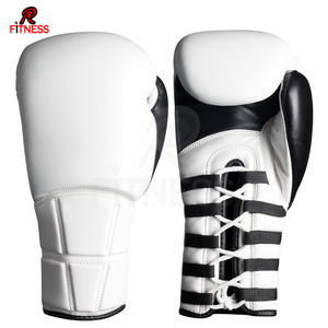 RC Fitness Wear รับผลิตถุงมือชกมวยแบบกำหนดเอง หนัง PU คุณภาพพรีเมียม สำหรับฝึกซ้อมและแข่งขัน พร้อมสายรัดข้อมือแบบ Hook and Loop เป็นมิตรต่อสิ่งแวดล้อม - Product Image 4