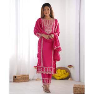 Ensemble pour femmes Beautiful Party Wear Top-Bottom et Dupatta - Product Image 2