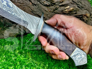 Couteau de chasse Bowie à lame fixe en acier Damas fait main, avec manche en bois exotique et étui en cuir, cadeau idéal - Product Image 6