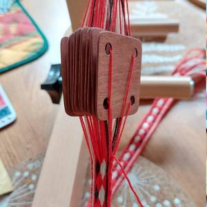 Tarjetas de Tejido de Madera Pulida con Arte Folclórico Ecológico Personalizadas, Cortadas con Láser, Cuadradas de 1.9x1.9 Pulgadas, 4 Agujeros, Herramientas de Telar DIY, Artesanía Hecha a Mano - Product Image 2