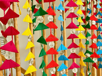 Guirlandes triangulaires colorées Gota Patti, fleurs artificielles faites à la main, pour décorations suspendues Haldi, Mehndi, Sangeet, mariage, Saint-Valentin