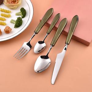 Juego de Cubiertos de Acero Inoxidable Ecológico y Sostenible de Alta Calidad, con Mangos Verdes Mate, Diseño Moderno, Cubiertos Duraderos para el Hogar - Product Image 3