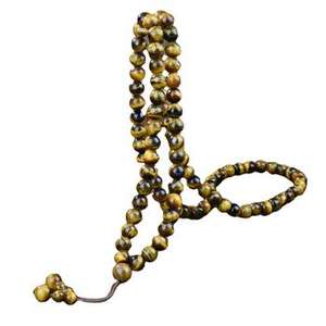 collar de resina hecho a mano - Product Image 3