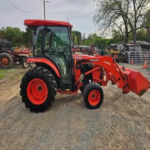 Oferta Especial: Tractor Agrícola L4060 de 40HP, 2WD, con Bomba, Motor Diésel, Caja de Cambios, Equipo Agrícola Compacto - Product Image 1