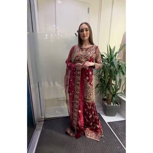 เสื้อสำหรับงานแต่งงานผ้าจอร์เจียปักลายลำดับต้นๆเสื้อ Sharara กับ dupatta สีแดงผลิตในอินเดียสำหรับผู้ใหญ่ - Product Image 1