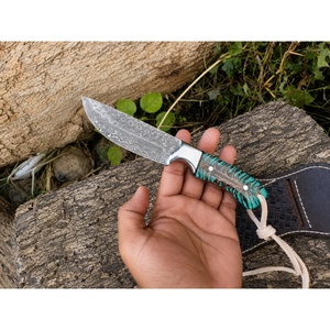 Couteau de chasse artisanal en acier Damas, pointe tombante, lame droite, manche en Micarta avec étui en cuir - Product Image 2