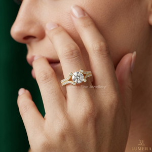Anillo de Compromiso de Moissanita con Corte Redondo en Oro de 9K, 10K, 14K y 18K Personalizado, Certificado por IGI, Anillo de Boda con Pavé para Mujer - Product Image 6