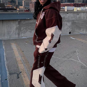 2026 Chándal de invierno vintage personalizado con bordado inverso y media cremallera, estilo streetwear, y pantalones de chándal acampanados con lavado ácido y efecto desgastado - Product Image 3