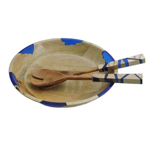 Bol de service tendance en bois et résine fait main, le plus vendu, avec cuillères, pour salades, fruits et vaisselle – Idéal pour la cuisine - Product Image 6