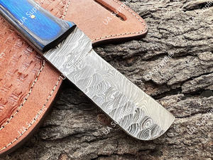Cuchillo de caza y desollado de acero de Damasco con hoja martillada, 8 pulgadas, estilo vaquero, para camping, con funda de cuero OEM y mango de madera Pakka. - Product Image 6