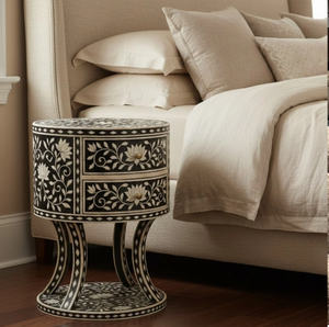 Table d'appoint cintrée avec incrustation osseuse, motif rayé gris fin et un seul tiroir, disponible à prix de gros. - Product Image 4