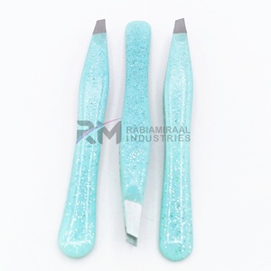 Outils de maquillage professionnels RMI, pinces à épiler en acier inoxydable pour l'épilation des sourcils et des poils du visage - Product Image 2