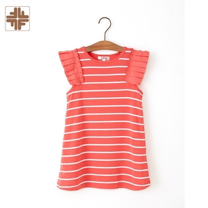 Robes pour filles en coton et RPET fabriquées à Taïwan en vert ou en rouge - Product Image 3