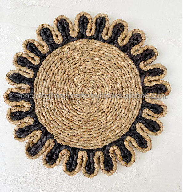 ธรรมชาติและสีดำ