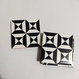 Juego de 4 Posavasos Redondos de Resina y Latón de Estilo Retro Ecológico para Decoración de Mesa, 100 mm de Diámetro - Product Image 6