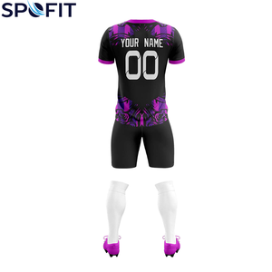 Ensemble complet d'uniformes de football personnalisés pour hommes, maillot de football en polyester respirant, kit d'entraînement à séchage rapide, vêtements de football d'équipe - Product Image 3