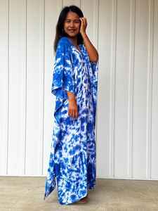 Robe longue kaftan teinte naturellement en indigo, tenue de plage, de soirée ou de cocktail, taille unique. - Product Image 5
