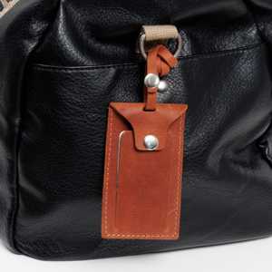 Genuine Leather Luggage <b>Tags</b> Custom Logo Privacy Flap Travel Bag <b>Tags</b> Luxury <b>Suitcase</b> Labels Wholesale LMP-0289 - Product Image 2