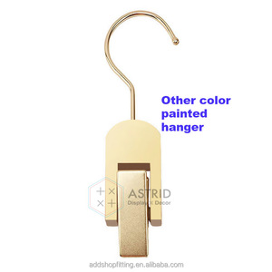 Porte-chaussettes, perruques et extensions de cheveux Astrid avec logo personnalisé, gain de place, à un seul niveau, pour magasin - Product Image 5