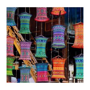 Linternas de brocado étnico de Vietnam - Colores variados, se venden por juego, linterna de brocado colorida al por mayor del área montañosa de Tay Bac Sapa - Product Image 1