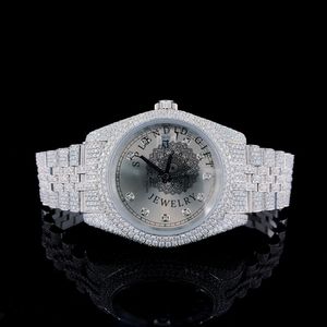 Montre de luxe en quartz pour homme, boîtier en argent avec moissanite, 28 mm, mouvement analogique ETA, verre saphir, fermoir caché, résistance à l'eau 10 m - Product Image 1