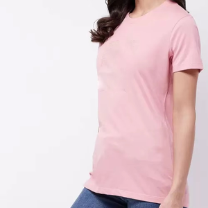 เสื้อคอกลมทรงสลิมฟิตสีชมพูอ่อนระบายอากาศได้ดีเสื้อคอตตอนสีชมพูออกแบบได้ตามต้องการเสื้อผ้าแนวสตรีทลำลองสำหรับฤดูร้อน - Product Image 5
